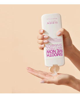 Smooth Me Now Anti-Frizz Shampoo - Uhlazující šampón